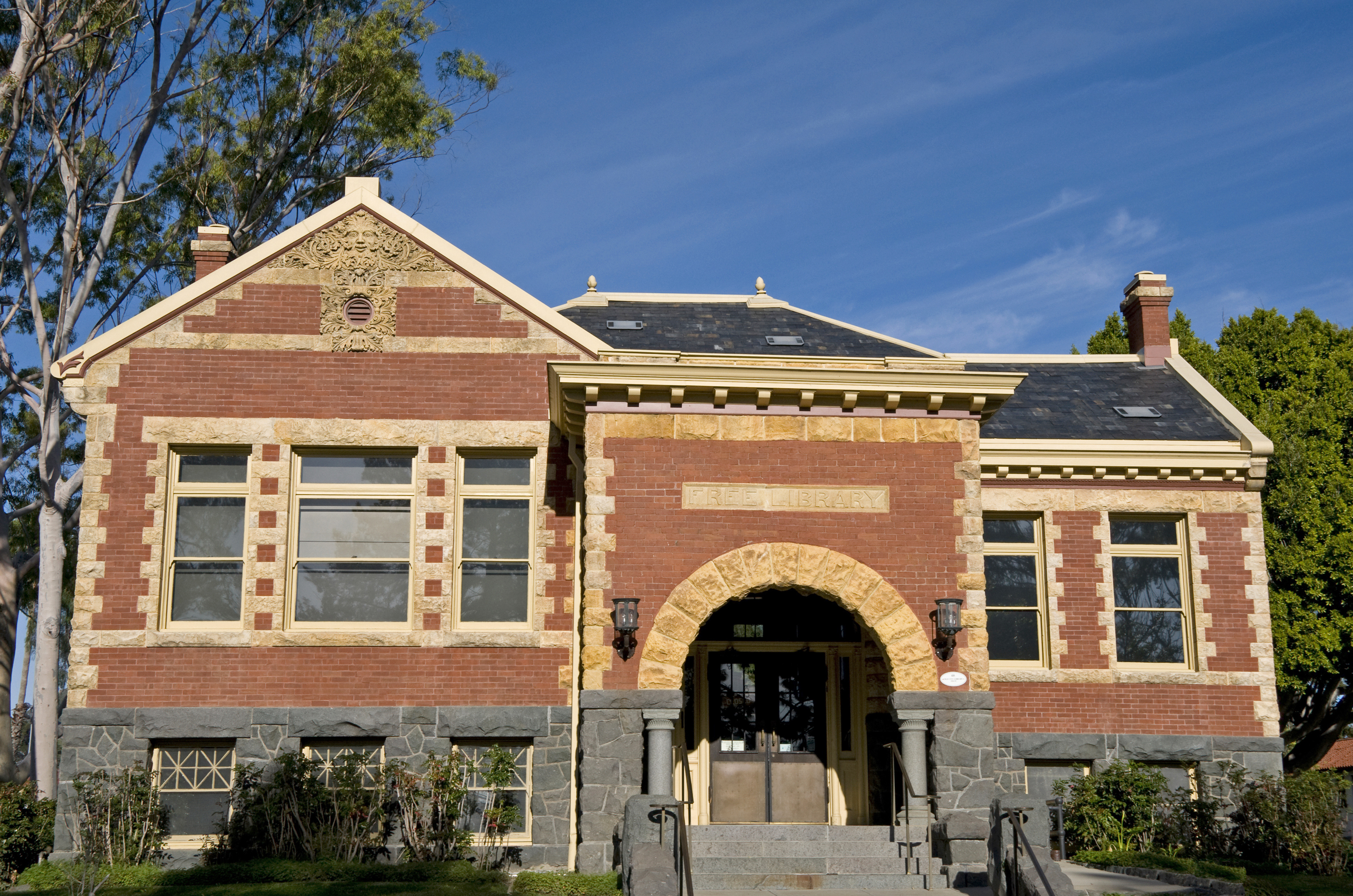 In 1903, Carnegie provided $10,000 to fund the construction of the <strong>San Luis Obispo Carnegie Library</strong> in California. Granite and sandstone from local quarries add to the architectural features. (Credit: NNehring/Getty Images)